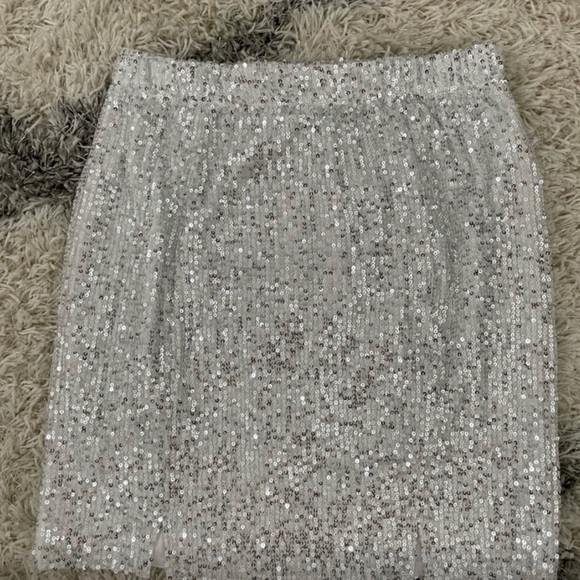12th Tribe sequin skirt M NWT - Picture 2 of 3